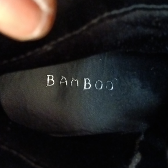 Bamboo 7.5 Black Booties - Picture 4 of 7